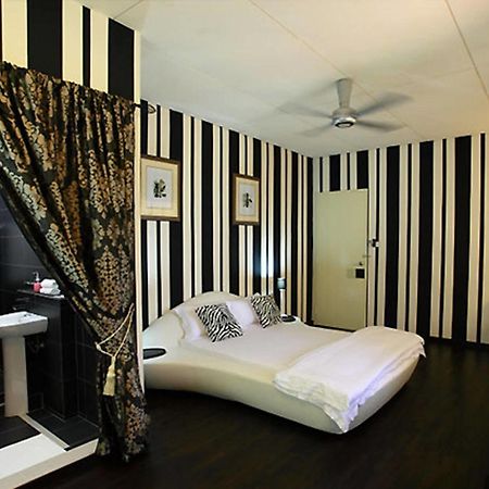 Chymes Hotel Tanjung Bungah  Dış mekan fotoğraf